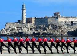 lizt-alfonso-dance-cuba-appelle-a-des-ateliers-et-des-cours-dete