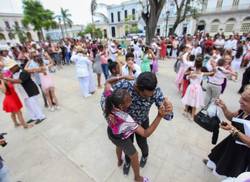 un-projet-culturel-rend-visible-la-communaute-danzonera-de-cuba