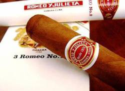 romeo-y-julieta-piece-maitresse-de-levenement-sur-les-cigares-cubains