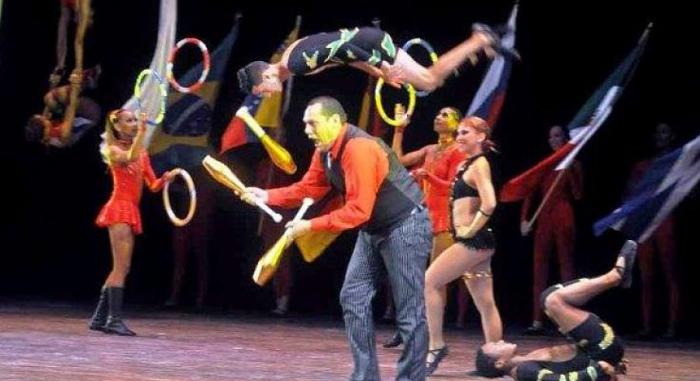 les-representations-du-cirque-national-de-cuba-ont-commence-a-la-havane