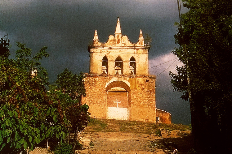 rehabilitation-dun-ermitage-emblematique-dans-la-ville-de-trinidad-a-cuba