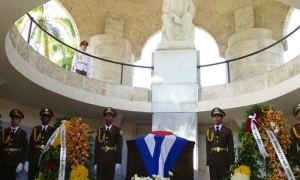 hommage-en-terre-ferme-et-autre-debarquement-evocateur