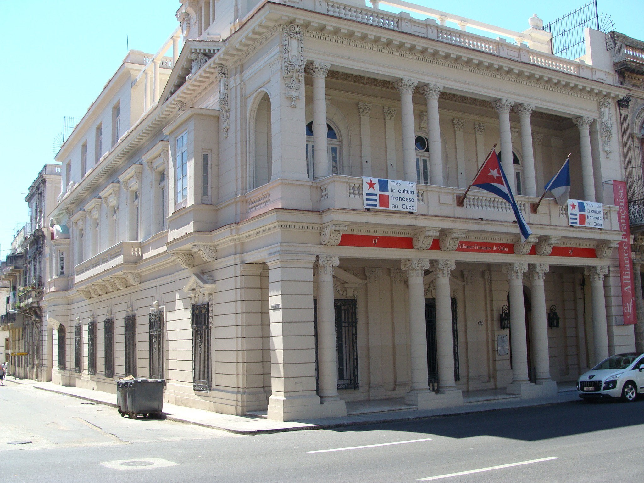 lalliance-francaise-de-cuba-mise-sur-lapprentissage-et-la-culture