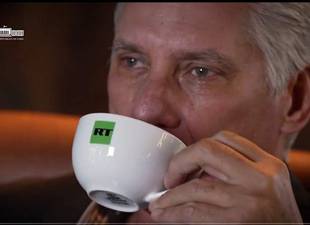 le-president-cubain-celebre-les-20-ans-de-rt-et-son-approche-alternative