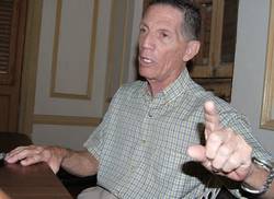 oscar-loyola-y-la-escritura-historiografica-actual