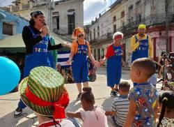 continuan-llegando-presentaciones-artisticas-a-los-barrios