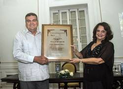 celebran-aniversario-41-del-centro-de-estudios-martianos