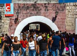 mas-de-445-000-visitantes-en-la-feria-del-libro-de-la-habana-2018-por-jennifer-milian-duany