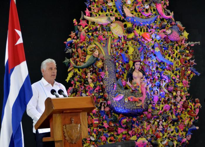 Diaz-Canel : « Rien de plus politique et de culturel à la fois. C'est cela la Casa de las Américas » diaz-canel-rien-de-plus-politique-et-de-culturel-a-la-fois-cest-cela-la-casa-de-las-americas