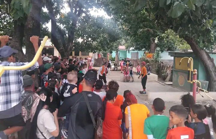 cruzada-teatral-guantanamo-baracoa-retoma-su-travesia-artistica