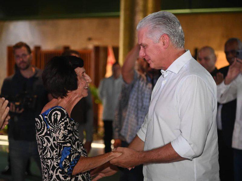 celebran-aniversario-30-de-la-fundacion-de-la-sociedad-cultural-jose-marti