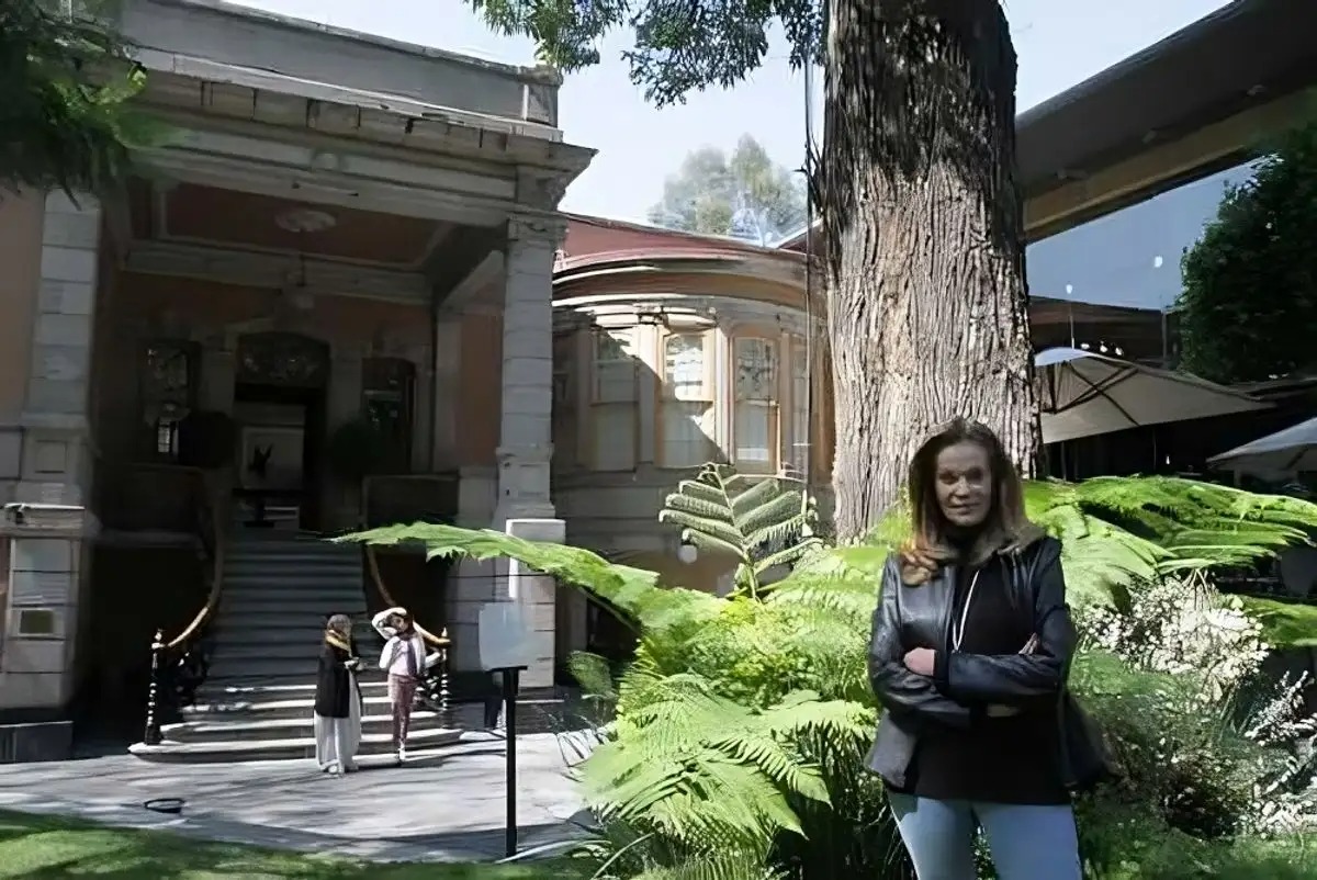 claudia-seguira-estando-con-nosotros