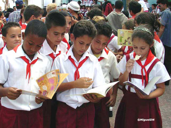 comienza-hoy-feria-del-libro-en-las-tunas-por-sheyla-arteaga