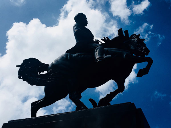 comite-de-instituciones-martianas-conmemora-aniversario-123-de-la-caida-en-combate-de-jose-marti-por-astrid-barnet