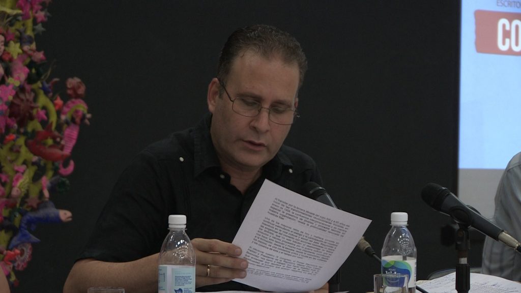 luis-morlote-rivas-presidente-de-la-uneac-en-el-momento-cuando-hace-publica-la-x-convocatoria-del-congreso-de-la-uneac