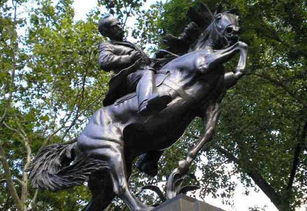 cubanos-celebran-inclusion-de-marti-en-salon-de-la-fama-de-nueva-york