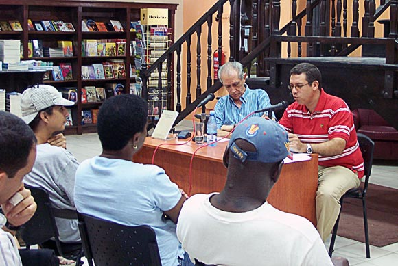 paginas-ineditas-un-exito-promocional-en-la-fayad-jamis