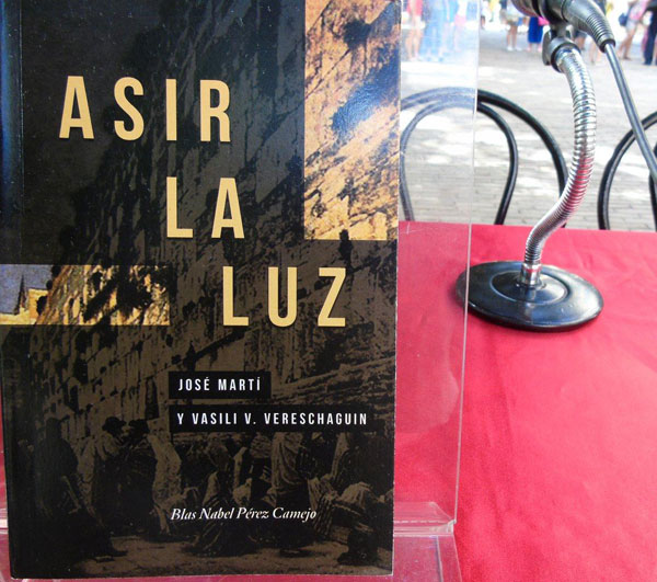 presentado-en-el-sabado-del-libro-asir-la-luz-jose-marti-y-vasili-vereschaguin